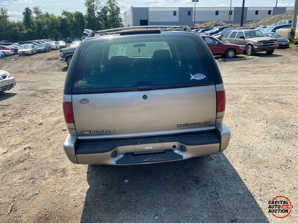 2003 Chevrolet Blazer 7
