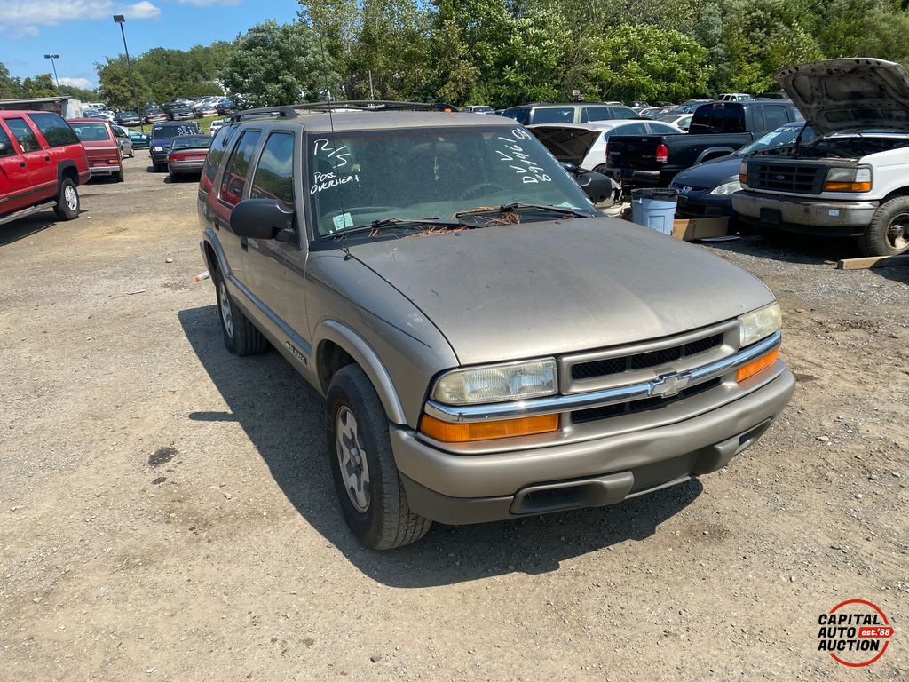 2003 Chevrolet Blazer 0