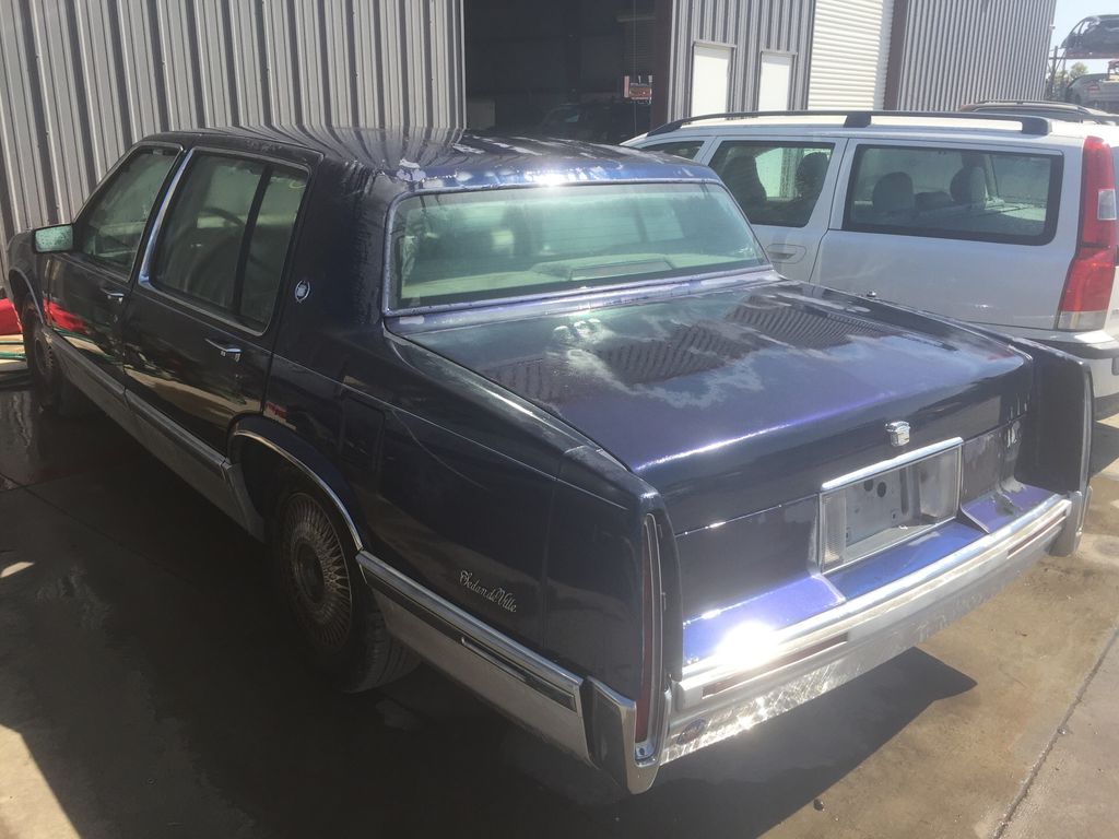1993 Cadillac DeVille 2