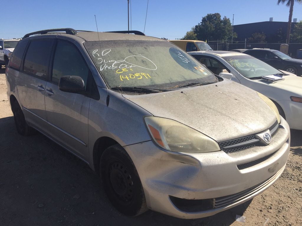 2005 Toyota Sienna 0
