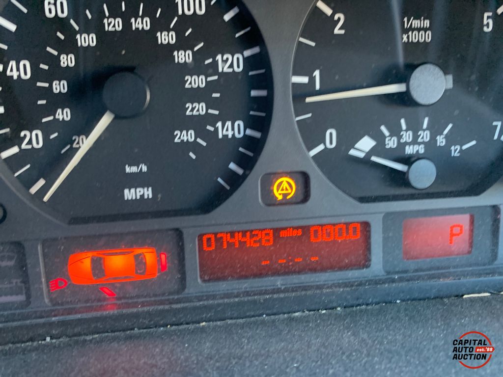 2000 BMW 323I 4