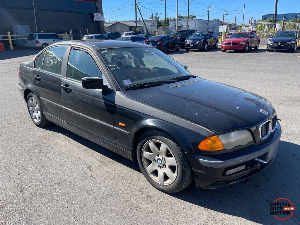 2000 BMW 323I 1