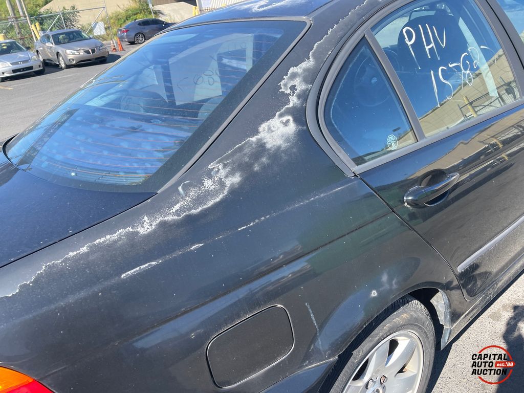 2000 BMW 323I 12