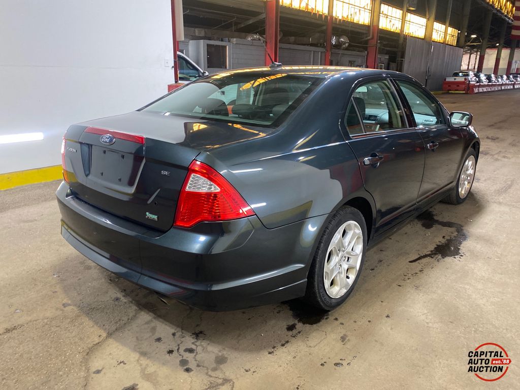 2010 Ford Fusion 3