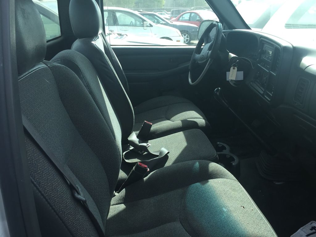 2003 Chevrolet Silverado 1500 8