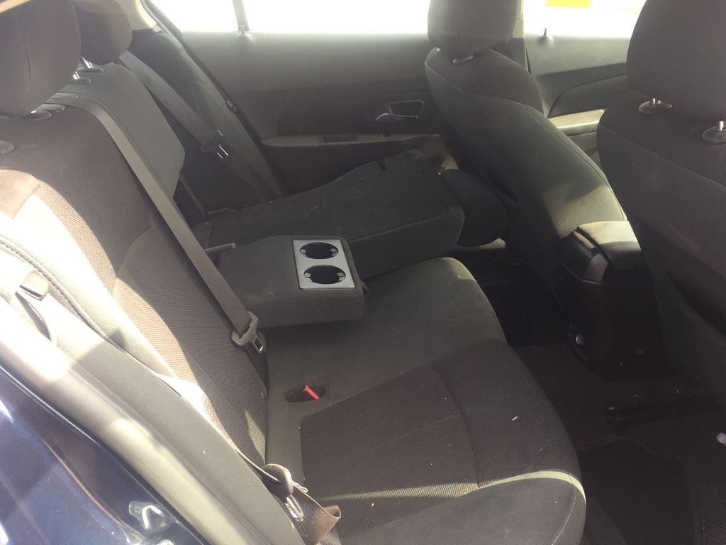 2011 Chevrolet Cruze 9