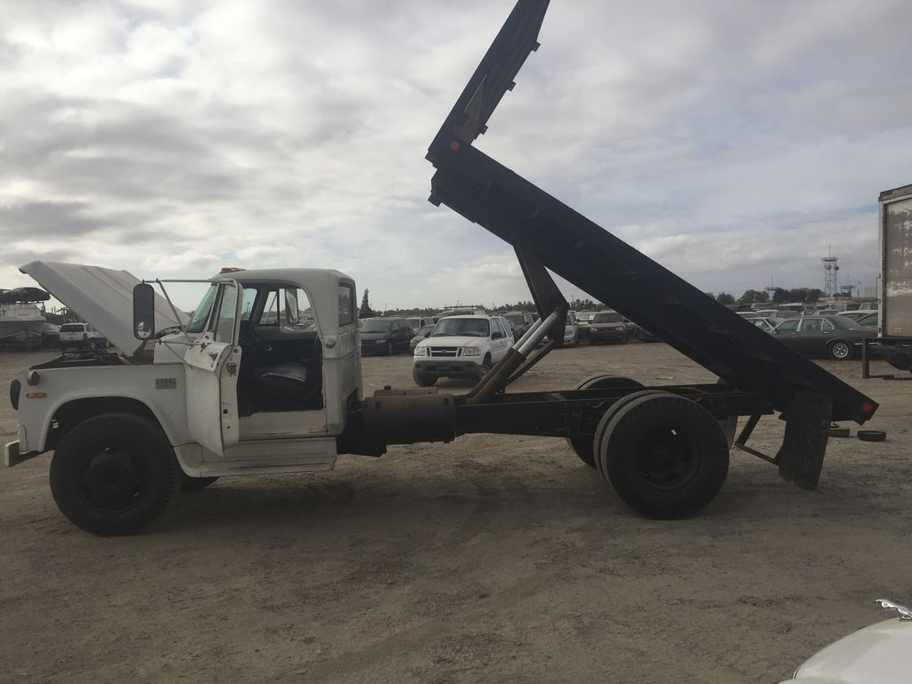 1973 Dodge D500 12
