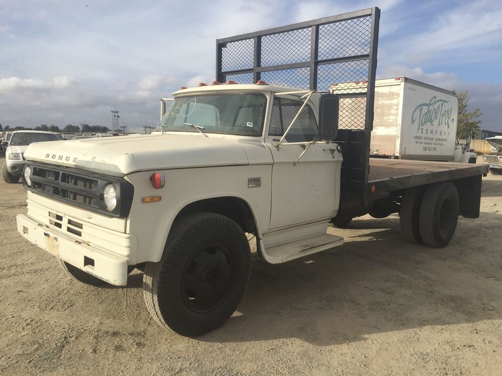 1973 Dodge D500 1