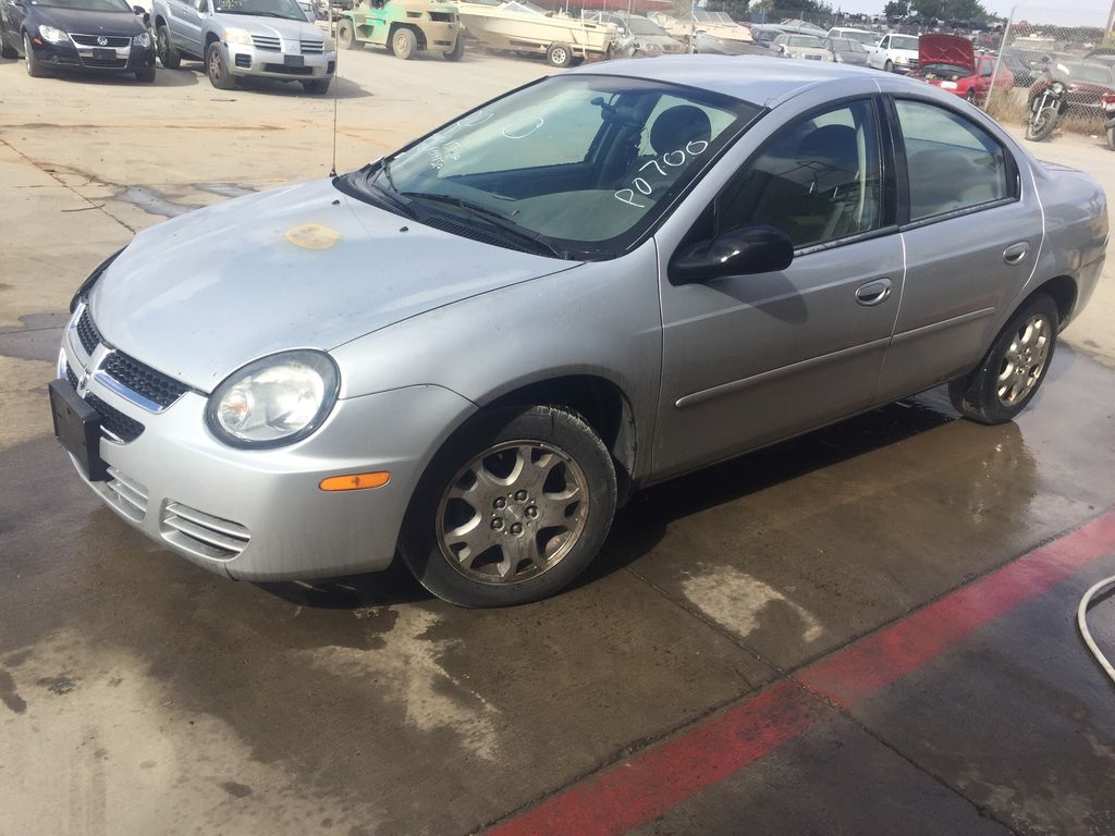 2003 Dodge Neon 1