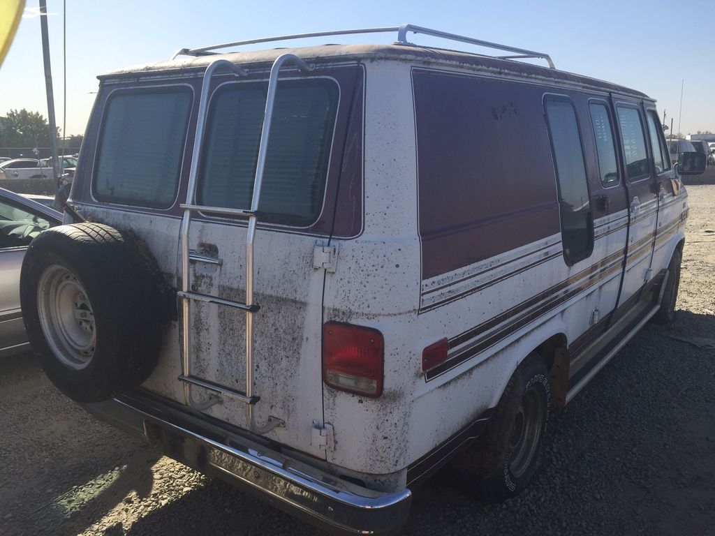 1990 Chevrolet Chevy Van Classic 3