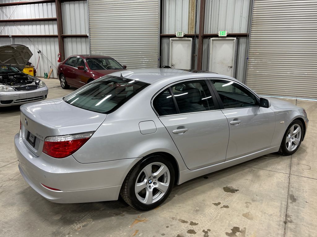 2008 BMW 5 Series 3