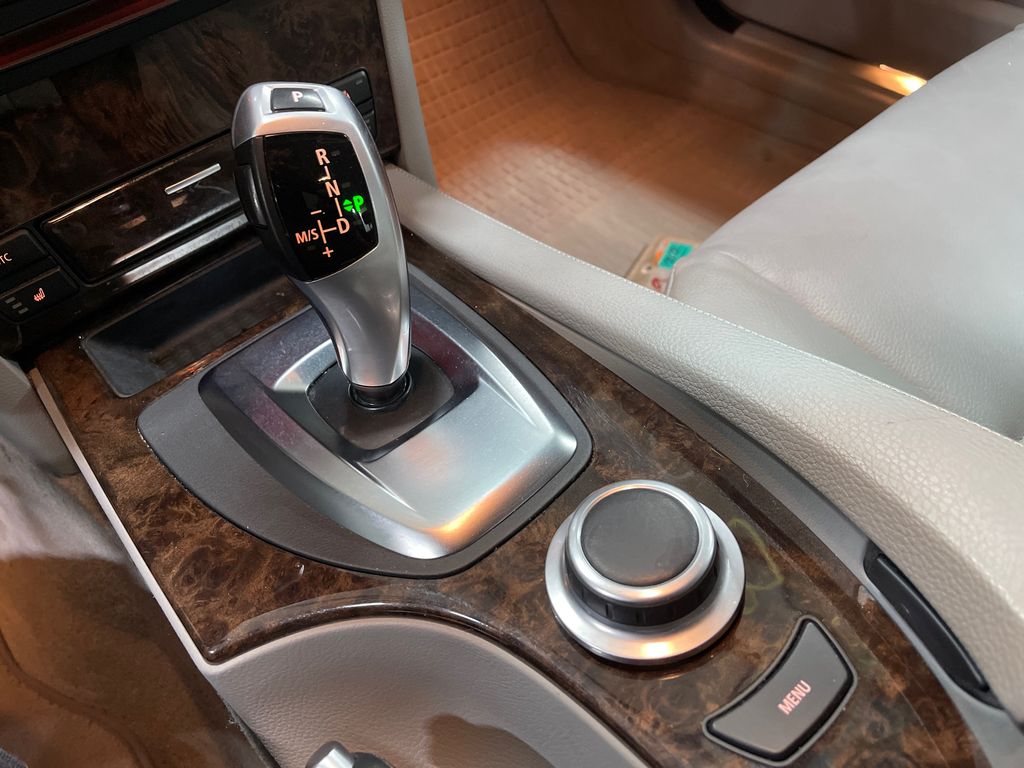 2008 BMW 5 Series 13