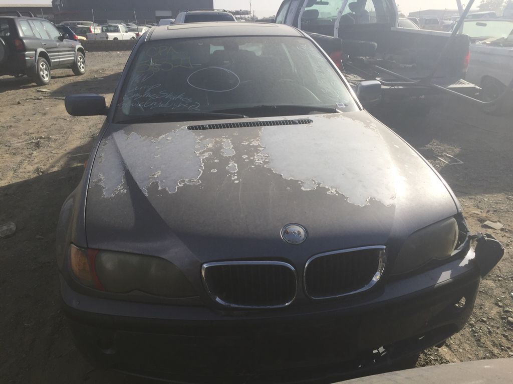 2003 BMW 3 Series 6