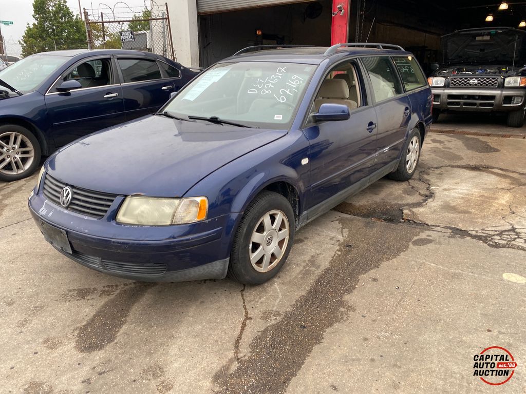 2000 VOLKSWAGEN Passat 1