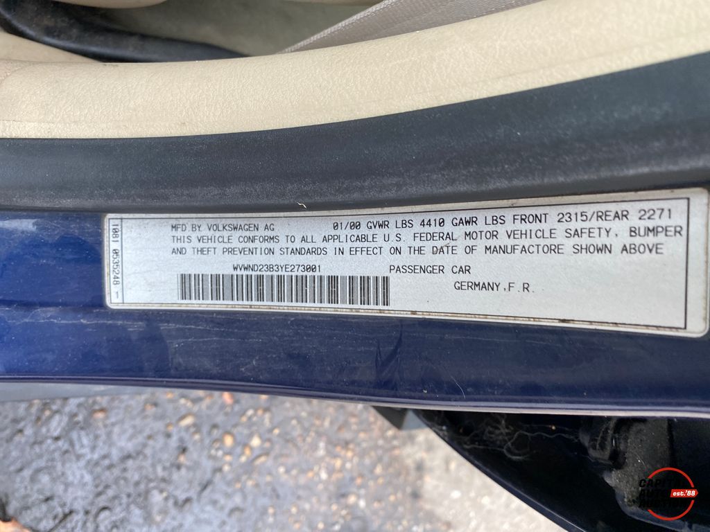 2000 VOLKSWAGEN Passat 5