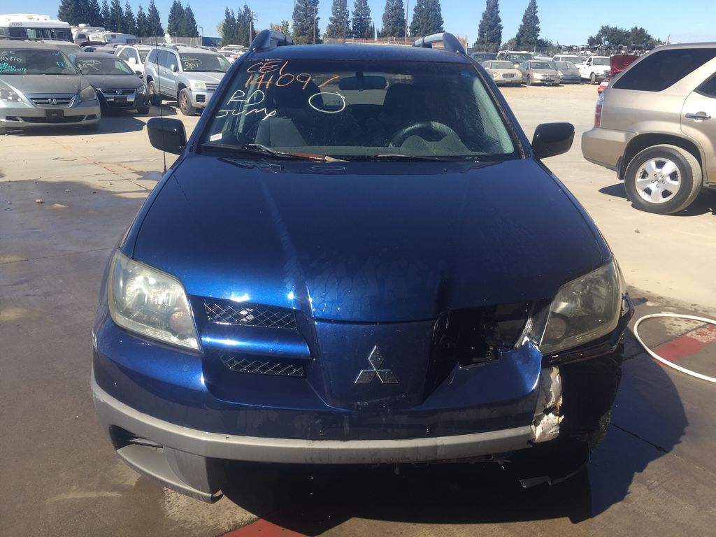 2003 Mitsubishi Outlander 6