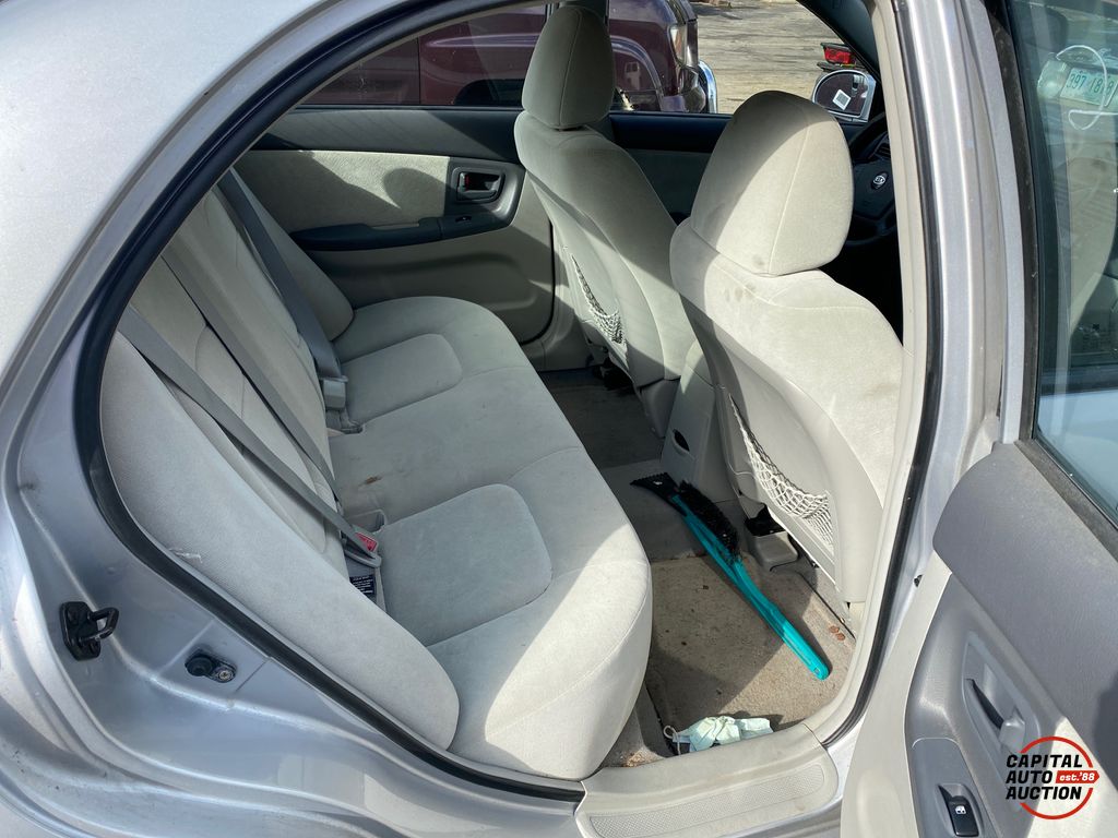 2005 Kia Spectra 9