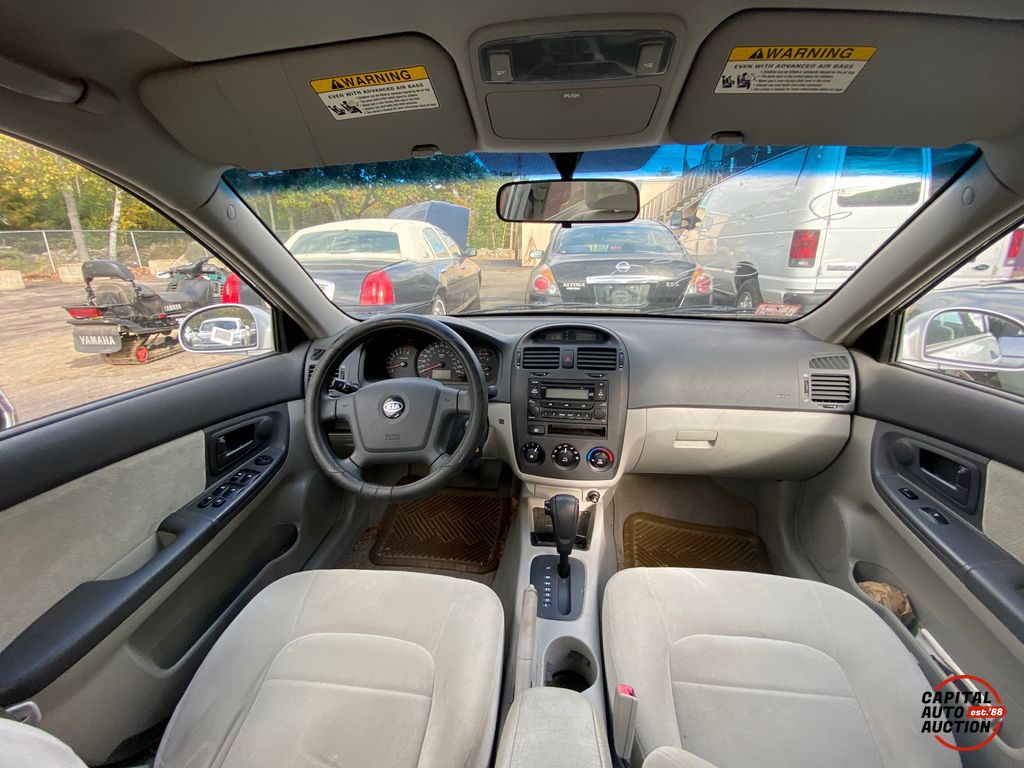 2005 Kia Spectra 11