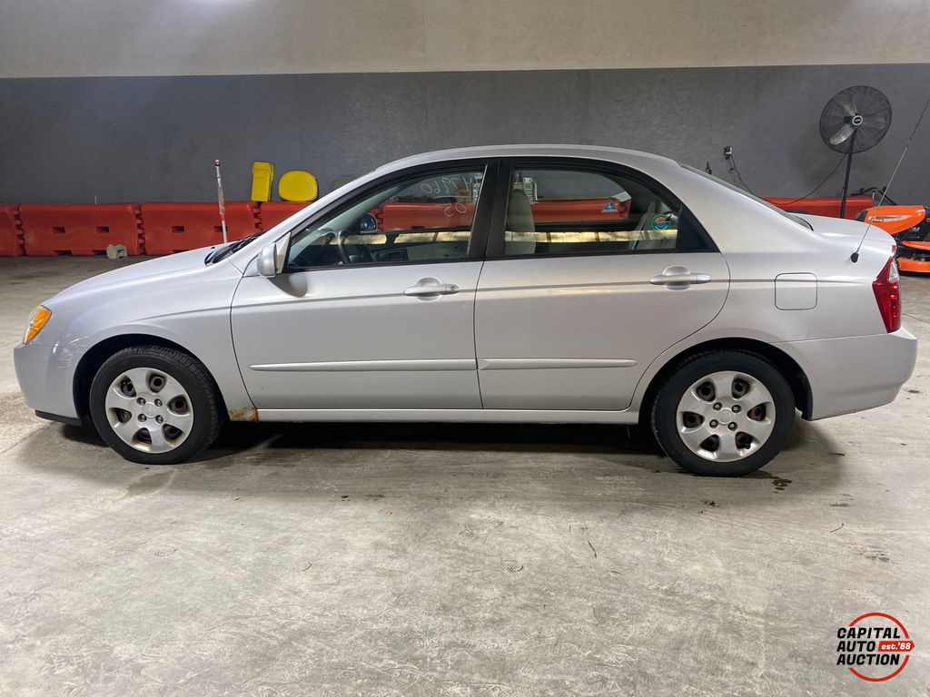2005 Kia Spectra 13