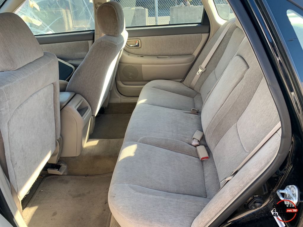 2000 Toyota Avalon 9