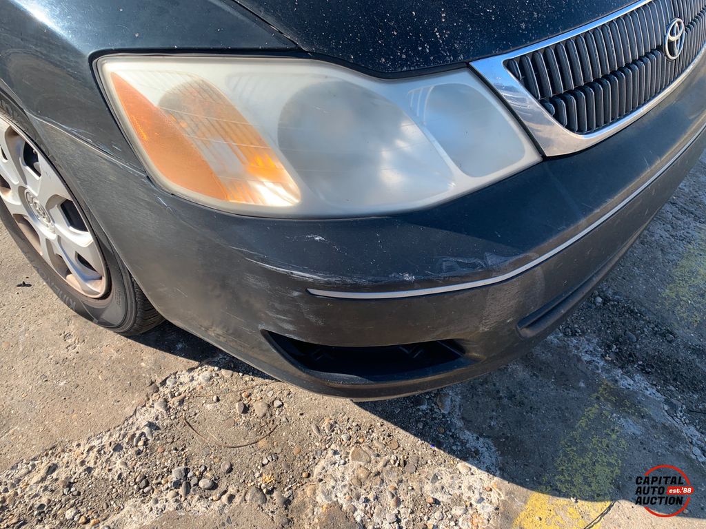 2000 Toyota Avalon 12