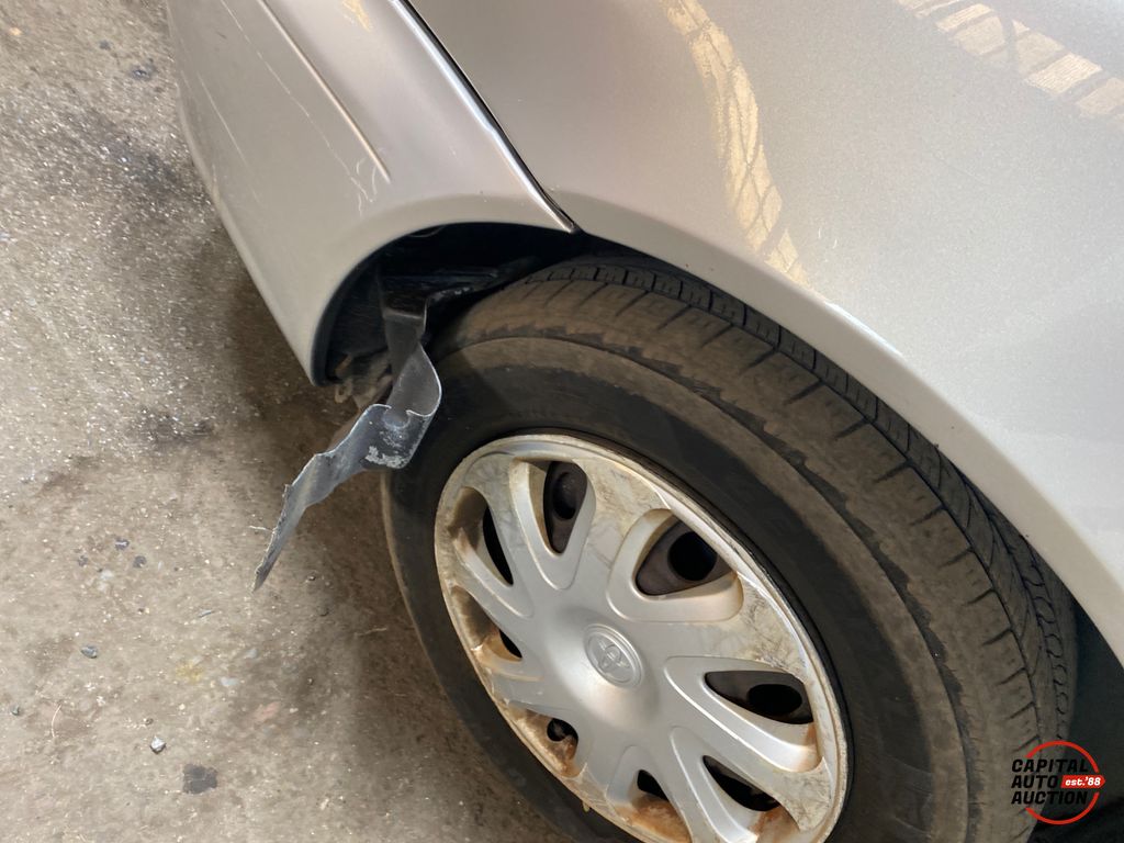 2002 Toyota COROLLA 12