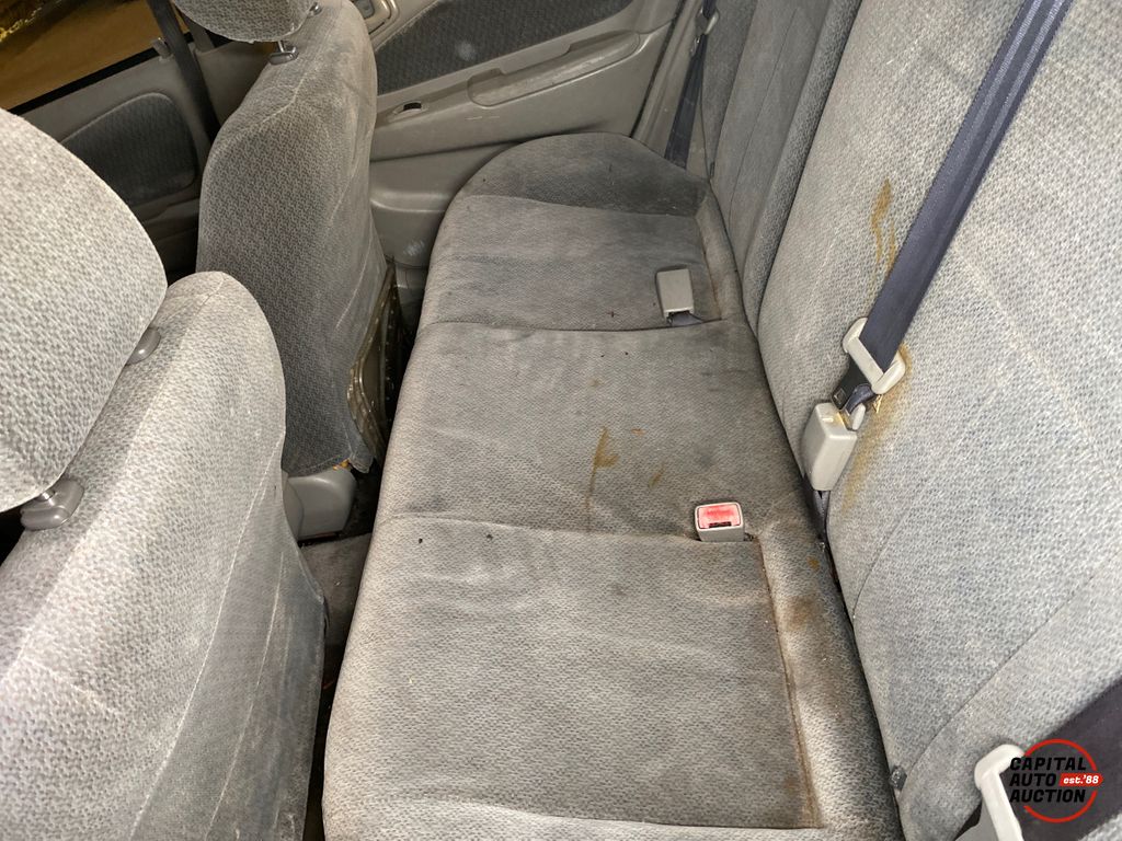 2002 Toyota COROLLA 9