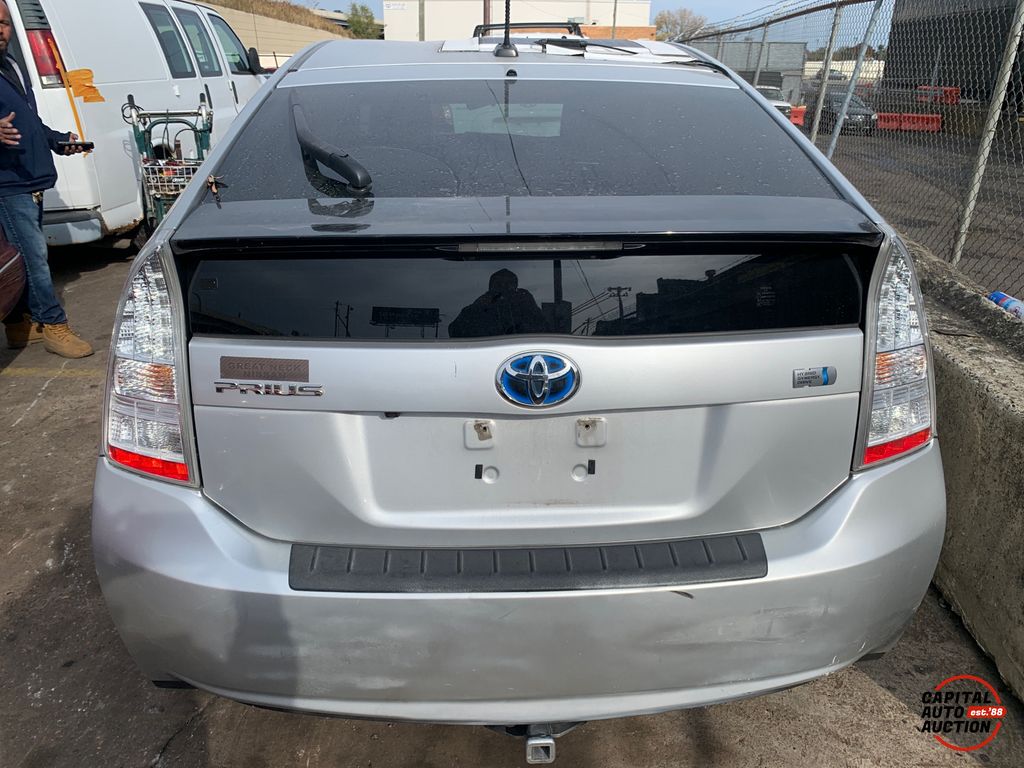 2010 Toyota Prius 7