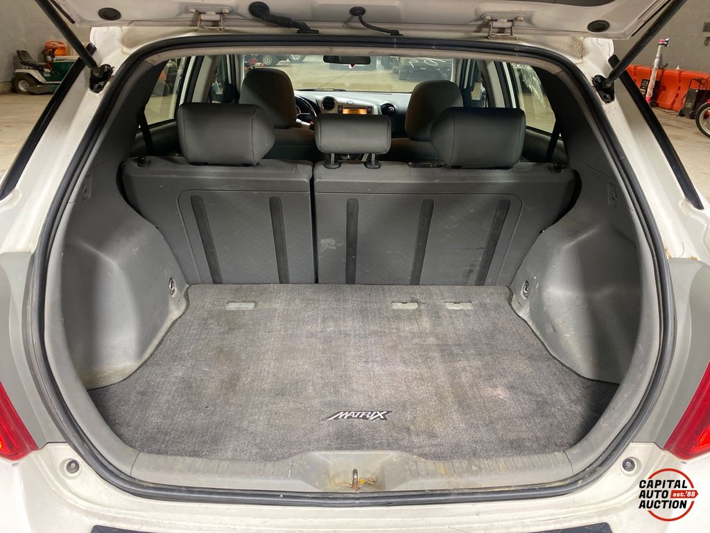 2009 Toyota Matrix 13