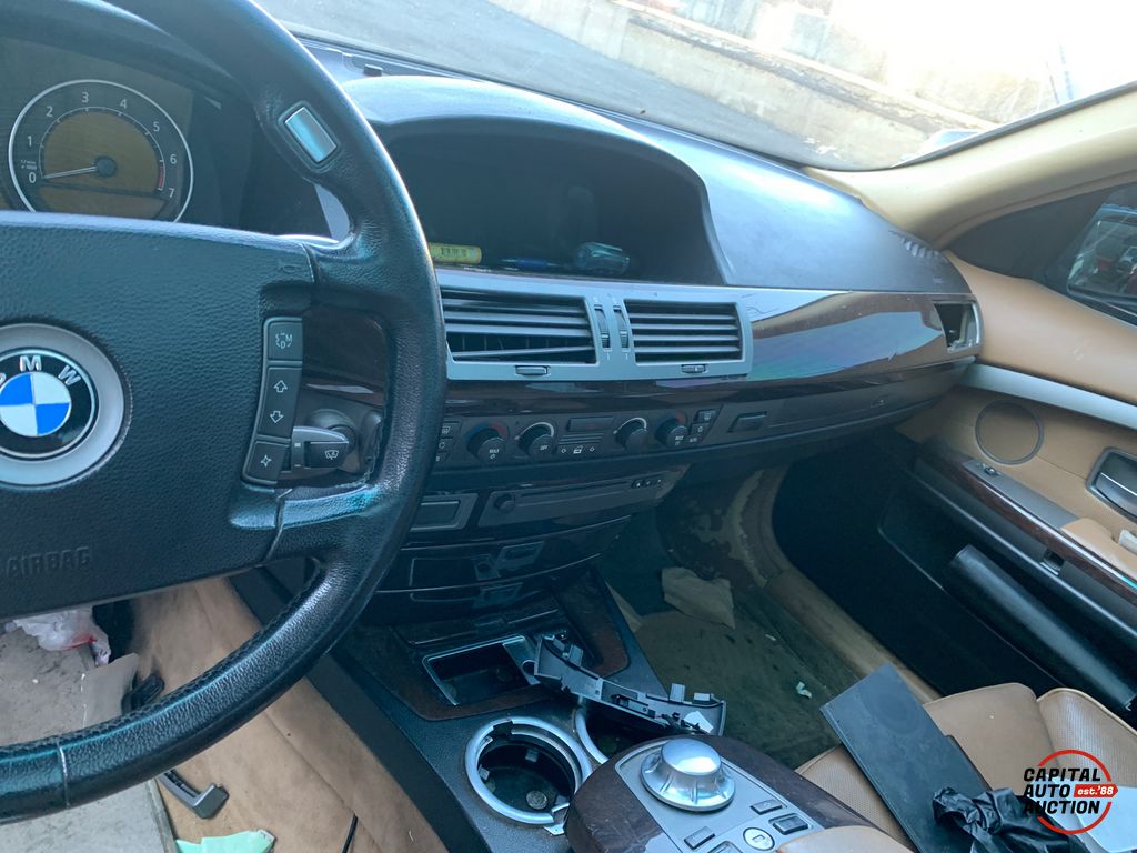 2004 BMW 745LI 17