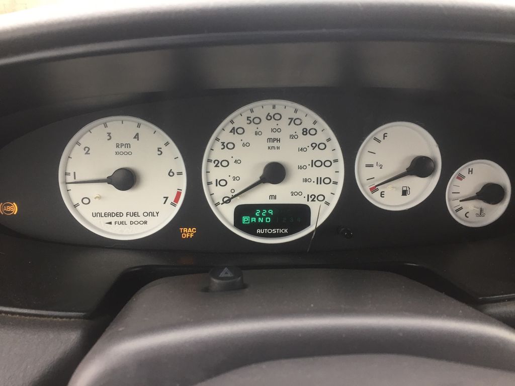 2000 Chrysler Sebring 4