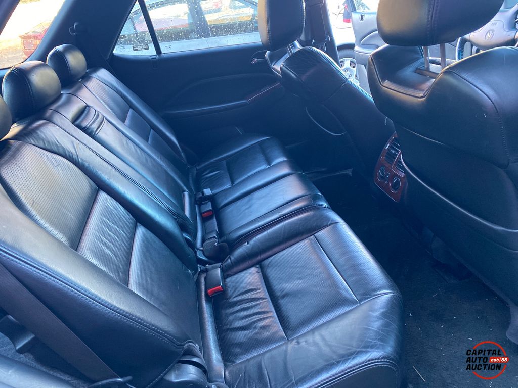 2005 ACURA MDX 9