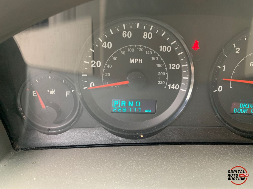 2005 JEEP GRAND CHEROKEE 4