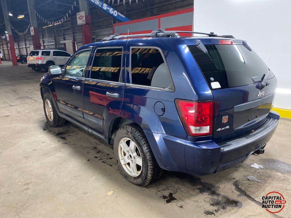 2005 JEEP GRAND CHEROKEE 2