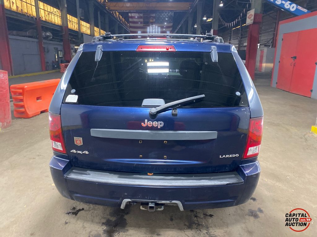 2005 JEEP GRAND CHEROKEE 7