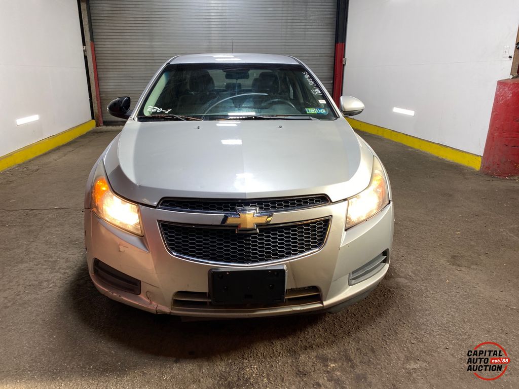 2011 Chevrolet Cruze 6