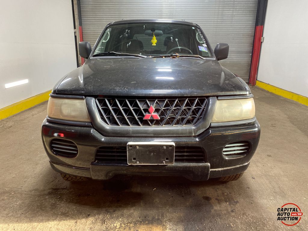 2002 Mitsubishi Montero Sport 6