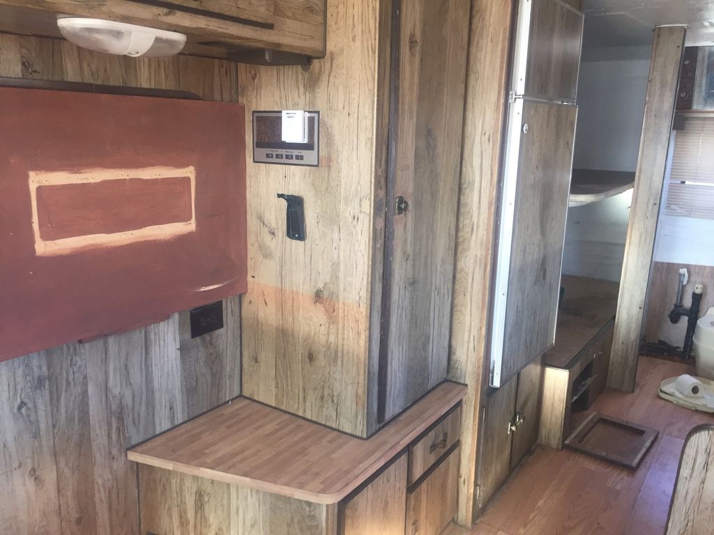 1978 itasca Class B Motor Home 14