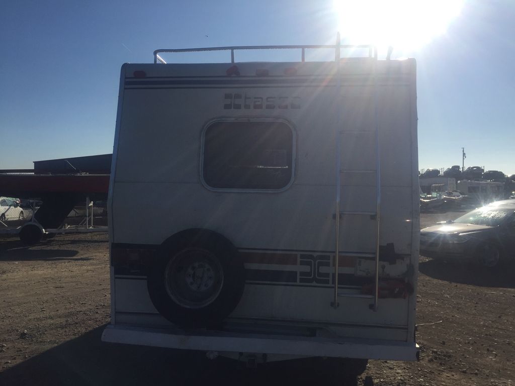 1978 itasca Class B Motor Home 7