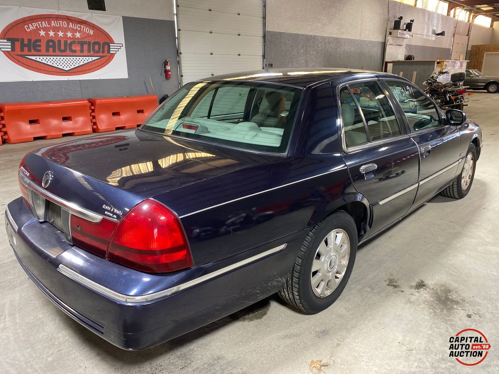 2003 Mercury Grand Marquis 3