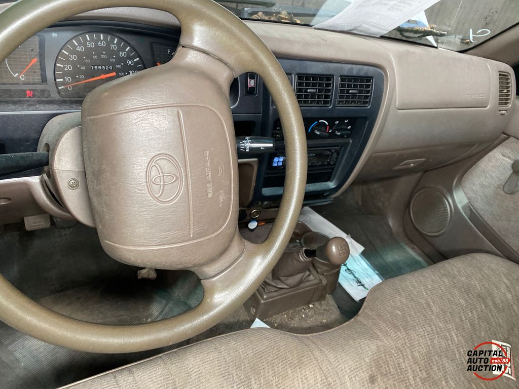 1998 Toyota Tacoma 10