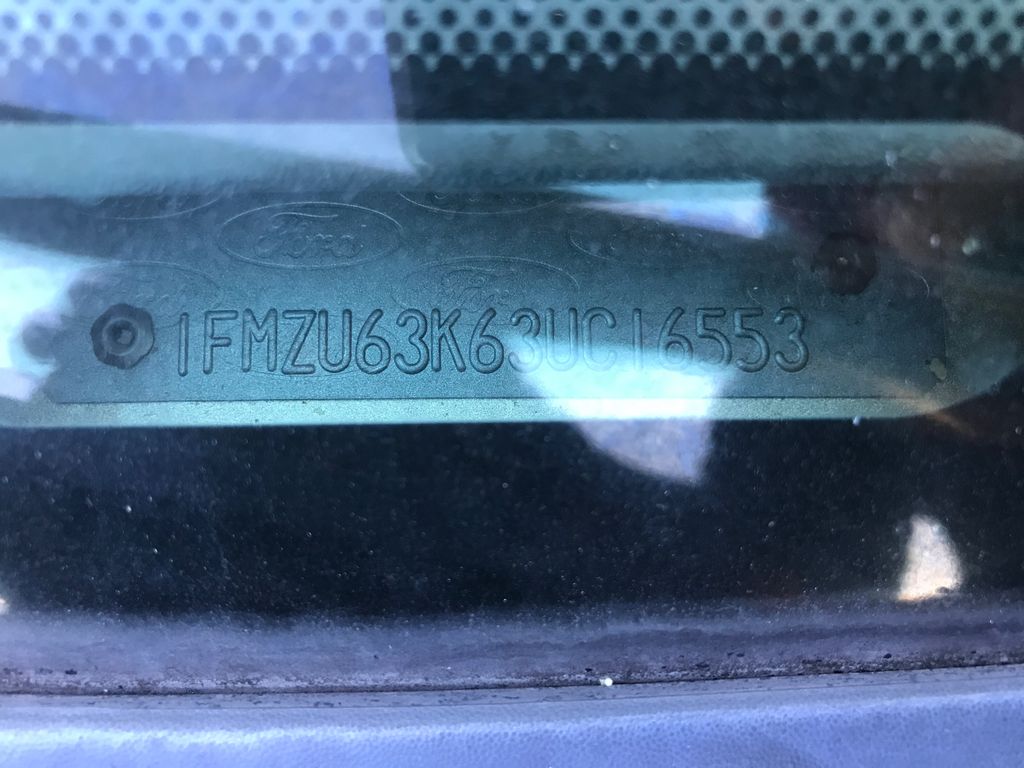 2003 Ford Explorer 5