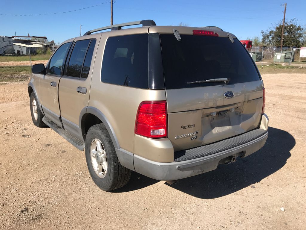 2003 Ford Explorer 2