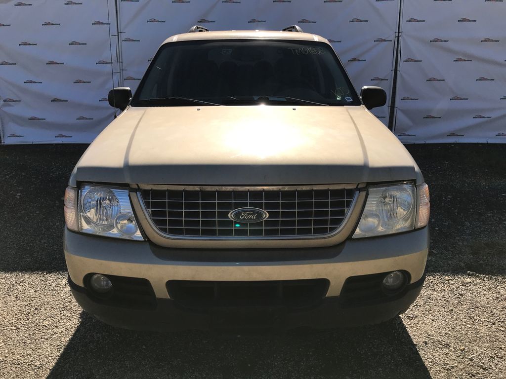 2003 Ford Explorer 6