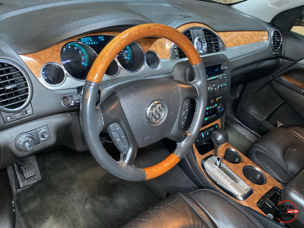 2012 Buick Enclave 11