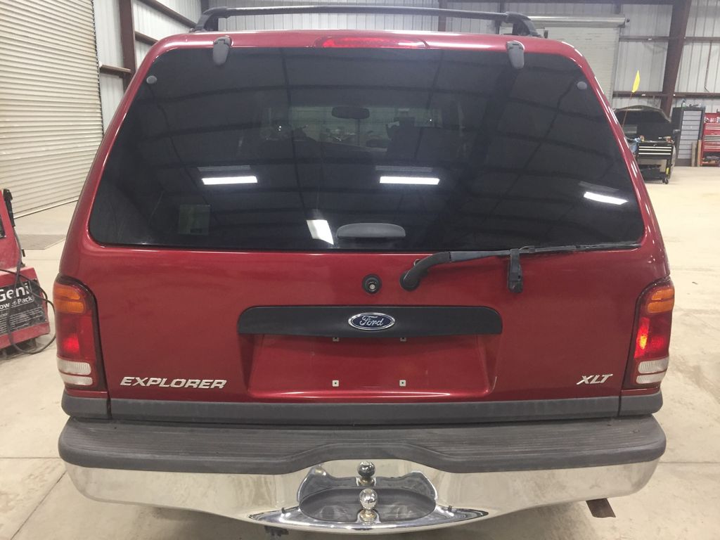 2001 Ford Explorer 7