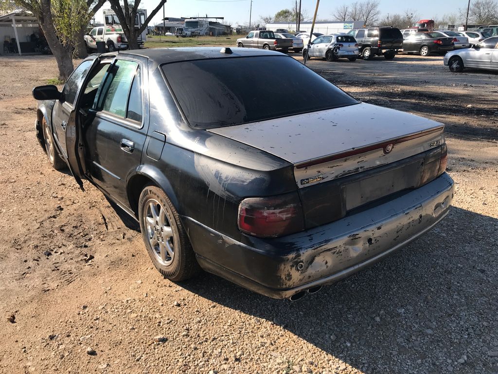 2004 Cadillac Seville 2