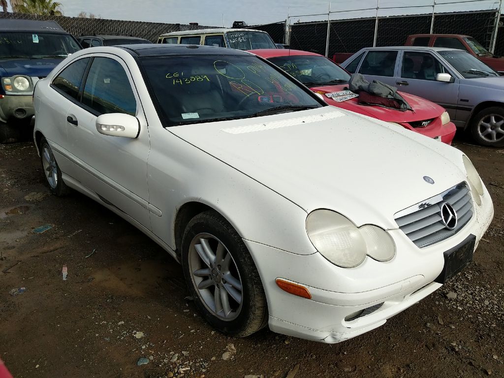 2003 Mercedes-Benz C-Class 0