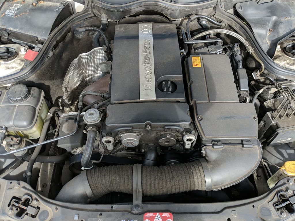 2003 Mercedes-Benz C-Class 10