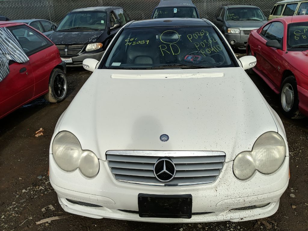 2003 Mercedes-Benz C-Class 6